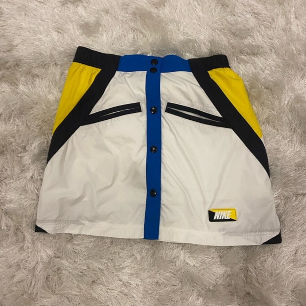 NIKE NSW Woven Retro Moto Mesh Lined Skirt Button Front WOMENS SIZE XSMALL
